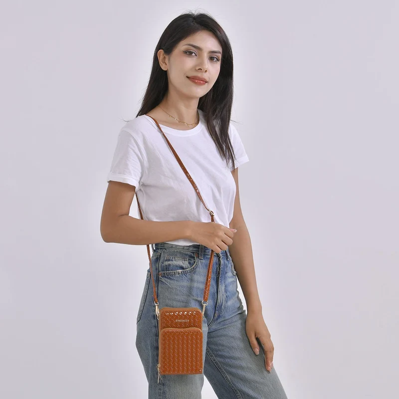 PASSAGE geprägte Kunstleder-Umhängetasche mit RFID-Schutz und langer Trageriemen, 13x7.5x19 cm, Orange