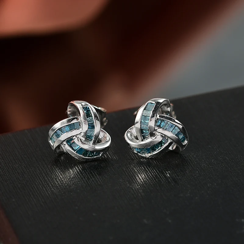 D'Joy blaue Diamant Liebesknoten Ohrstecker, 925 Silber platiniert - 0,25 ct.