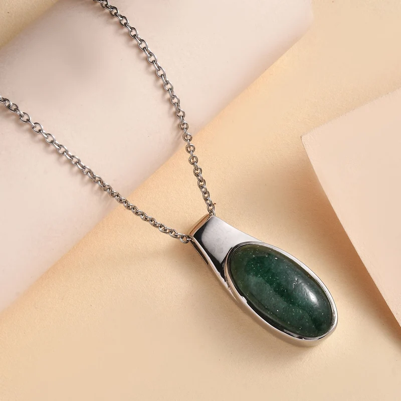 AAA Grüner Aventurin Anhänger mit Kette, Edelstahl ca. 10.50 ct