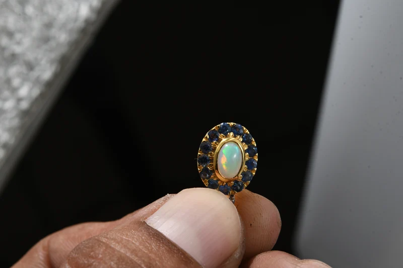 D'Joy AAA Natürlicher, äthiopischer Welo Opal, Kagem Sambischer Smaragd Ohrringe 925 Silber 585 Vergoldet ca. 1.59 ct
