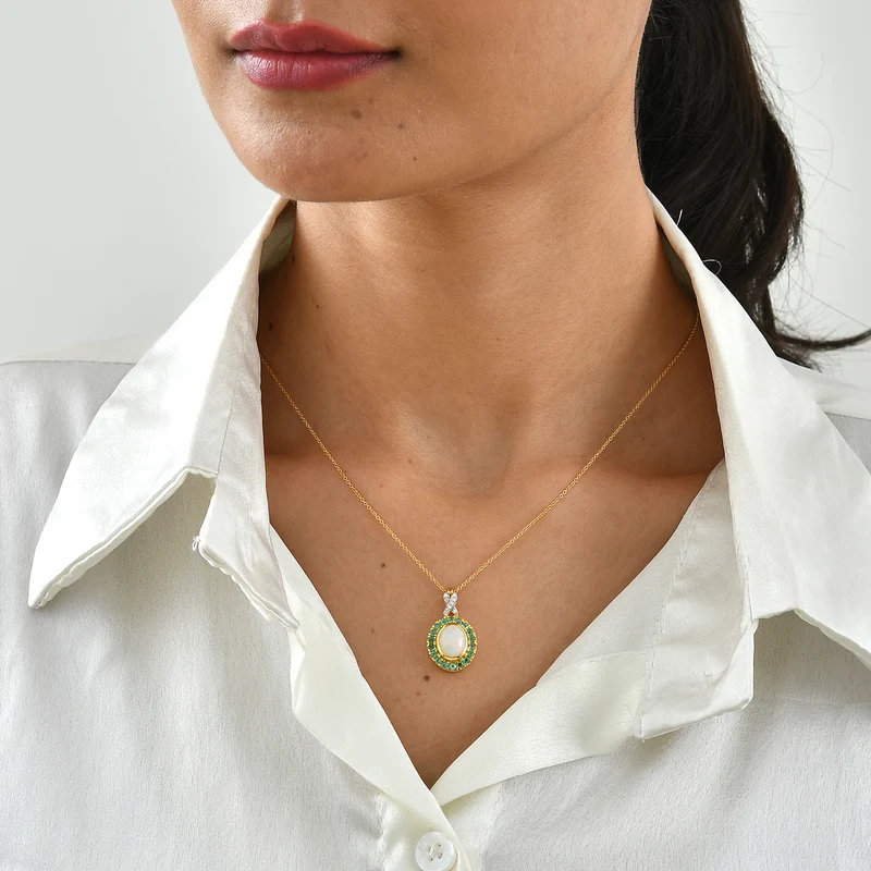 D'Joy AAA Natürlicher, äthiopischer Welo Opal, Moissanit Anhänger mit Kette, ca. 50 cm 925 Silber 585 Vergoldet ca. 2.32 ct