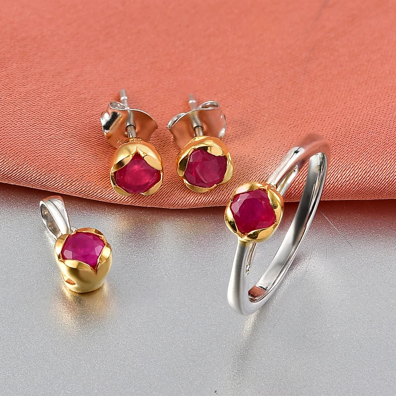 D'Joy Afrikanischer Rubin (Fissure gefüllt) Schmuckset 925 Silber platiniert und vergoldet (Größe 19) ca. 2,28 ct.
