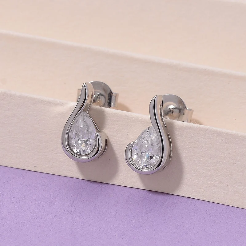 RADIANTA GRA zertifiziert Moissanit (D-VVS) Ohrringe 925 Silber rhodiniert ca. 0.84 ct