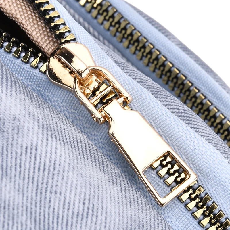Crossbody-Slingbag aus Nylon mit RFID-Schutz, ca. 19 x 8 x 32 cm, verstellbarer Trageriemen, rosa