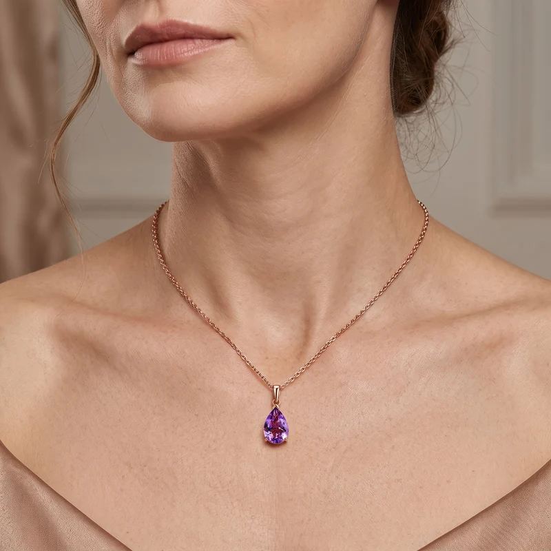 D'Joy Rose De France Amethyst Solitär Anhänger mit 50cm Kette, 925 Silber rosévergoldet - 2,53 ct.