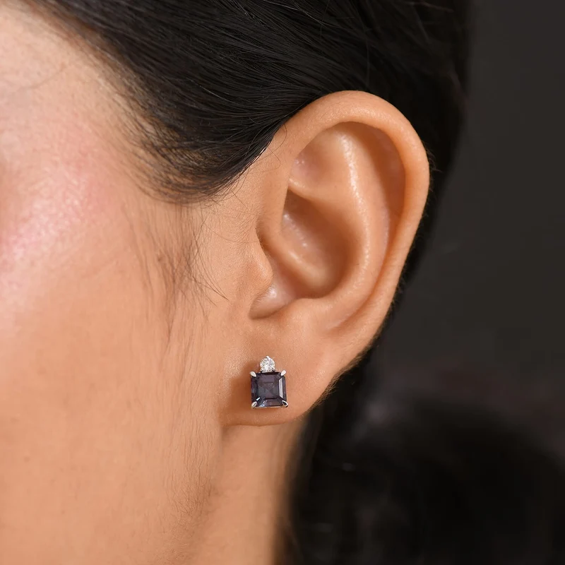 LUXURIANT 2,56 ct. AGI zertifizierte und geprüfte AAA Labor Alexandrit und Labor Diamant Ohrringe in 417 Weißgold