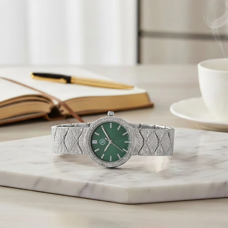 STRADA - Japanisches Uhrwerk, Burgunder Zifferblatt mit goldplattiertem Alloy Armband, 20 cm