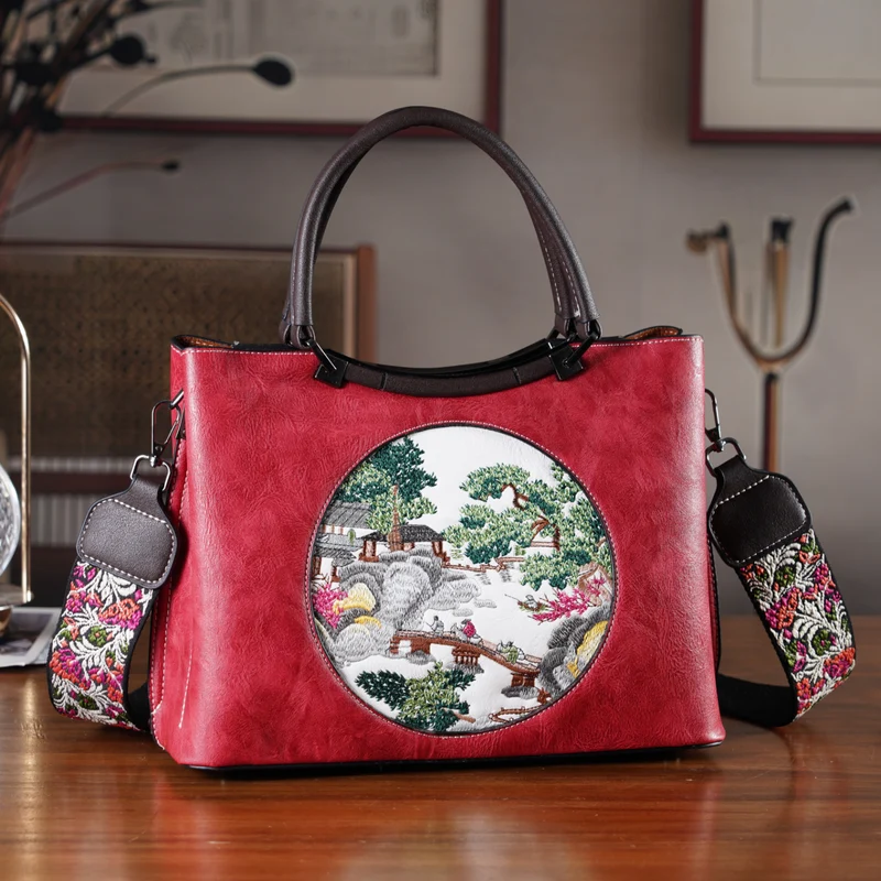 Florale Kunstprint Crossbody-Tasche mit gemustertem Schulterriemen, 30 x 18 x 22 cm, Marineblau