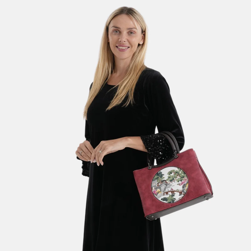 Florale Kunstprint Crossbody-Tasche mit gemustertem Schulterriemen, 30 x 18 x 22 cm, Marineblau