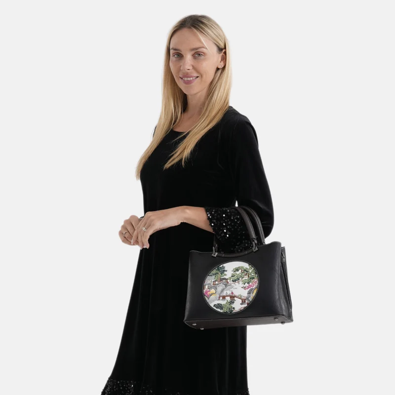 Florale Kunstprint Crossbody-Tasche mit gemustertem Schulterriemen, 30 x 18 x 22 cm, Marineblau