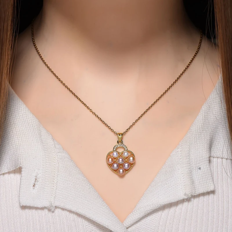 Mehrfarbiger Süßwasser Perle und weißer Zirkonia Anhänger mit 50cm Kette, Messing