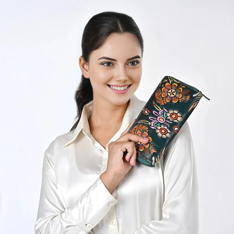 Handbemalte Leder Geldbörse RFID, Tan, 22.8 x 2.5 x 12.7 cm