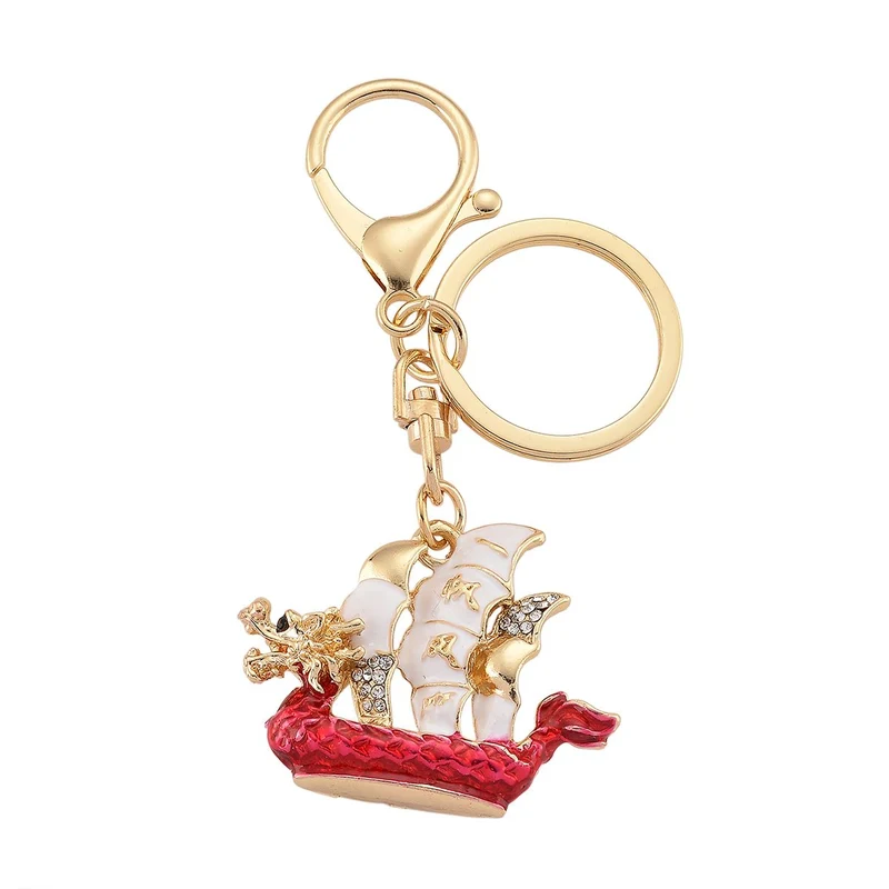 3er-Set emaillierte weiße, rosa und mehrfarbige Kristall-Schlüsselanhänger, Giraffe, Segelschiff und Regenbogen-Wolke, Legierung in Gelbgold