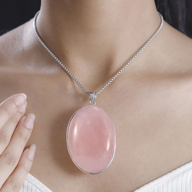 EXKLUSIVES ANGEBOT - Lepidolith Anhänger mit Kette, ca. 300.00 ct