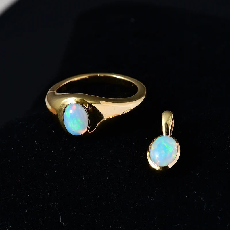 AA Natürlicher, äthiopischer Welo Opal Schmuckset 925 Silber Gelbgold Vermeil (Größe 19.00) ca. 1.04 ct