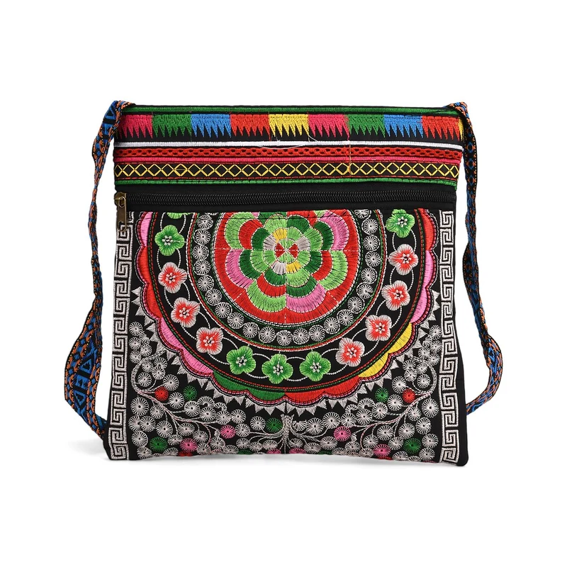 Bestickte Umhängetasche mit floralen Mustern, Boho-Stil, verstellbarer Trageriemen, 23x24cm, Lila Blüten