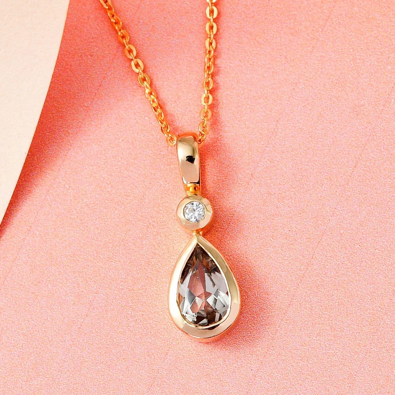 AAA Turkizit und weißer Zirkon-Anhänger mit Kette, 925 Silber Gelbgold Vermeil ca. 0.87 ct