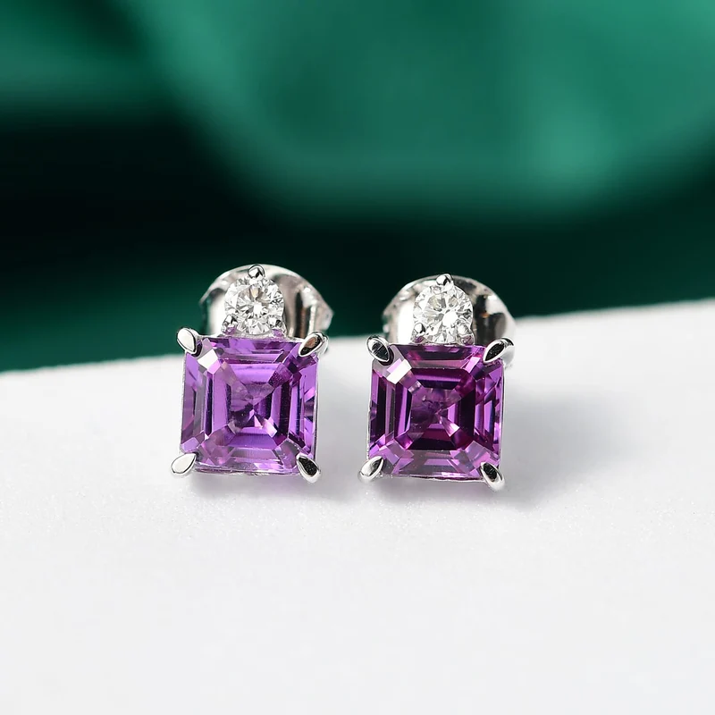 LUXURIANT(10-15 Werktage Lieferzeit) 2,64 ct. AGI zertifizierte und geprüfte AAA Labor Farbwechsel-Saphir, Labor Diamant Ohrringe in 417 Weißgold