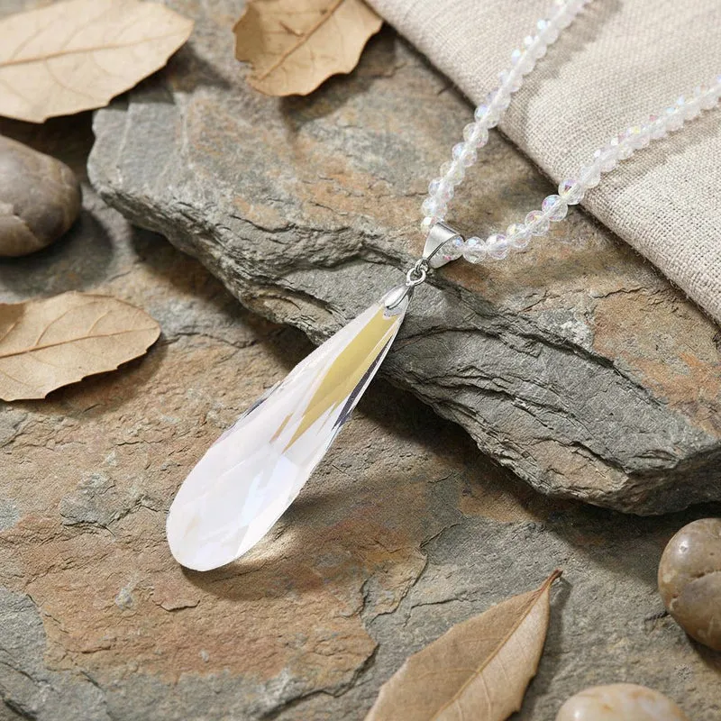 Blauer Kristall Anhänger mit 60+5cm Kette, Legierung