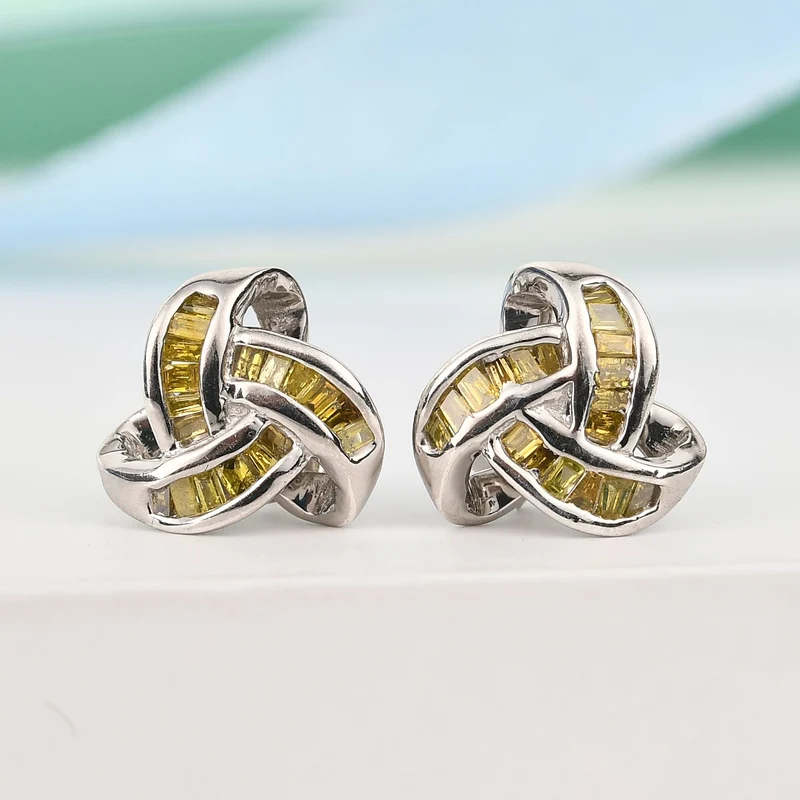 0,25 Ct. Gelber Diamant Knoten Ohrstecker aus 925 Silber platiniert