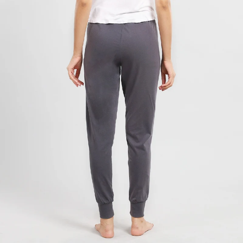 Elastische, eng anliegende Damenhose; Größe M, Dunkelblau