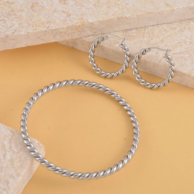 2er Set - Gedrehte Armreif und Ohrringe, 316L Edelstahl