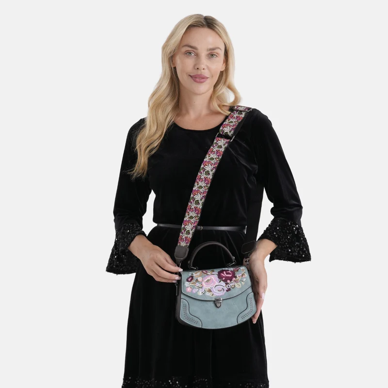 Kompakte Crossbody-Tasche mit floraler Stickerei, 23 x 9 x 17 cm, Lila