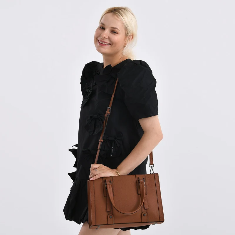 Crossbody-Tasche aus Echtleder mit Zierschnallen, 32x13x21 cm, Braun