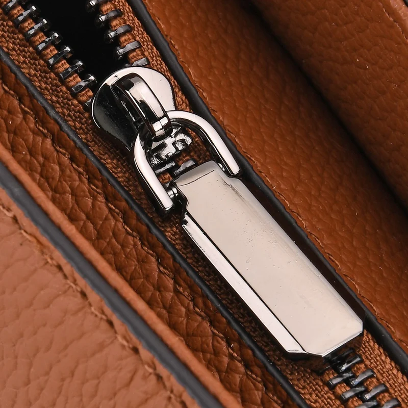 Crossbody-Tasche aus Echtleder mit Zierschnallen, 32x13x21 cm, Braun