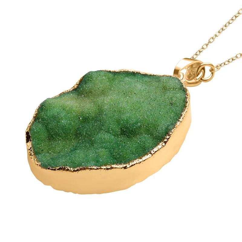 Weißer Drusy Quarz Anhänger mit Kette, Messing, vergoldet